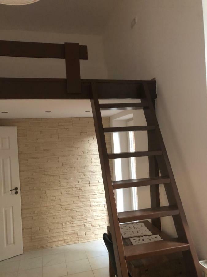 The Whistling Rabbi Apartment Budapest Exterior photo